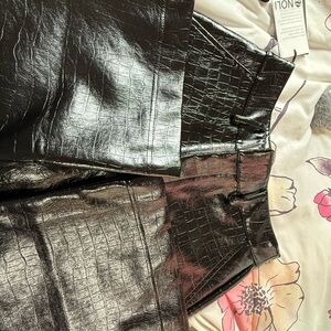 Noli Black Croc-Embossed Pants